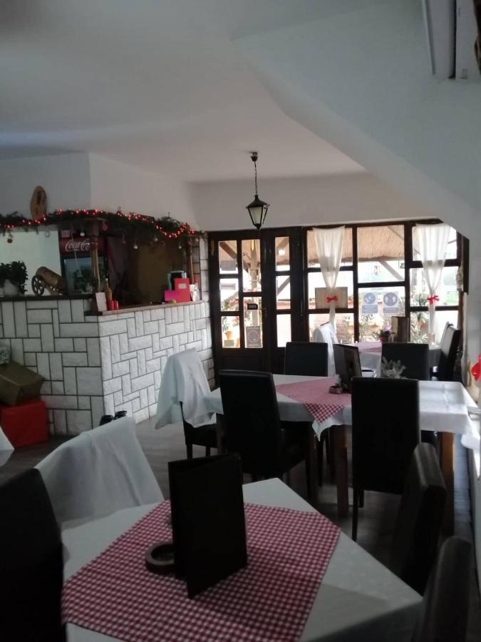 Bed and Breakfast Restoran,,Vuk,, Trsic Exterior foto
